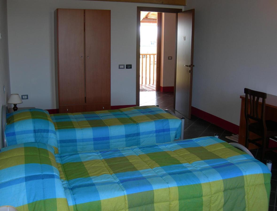 Cascina Maggia Guest House Brescia Ruang foto